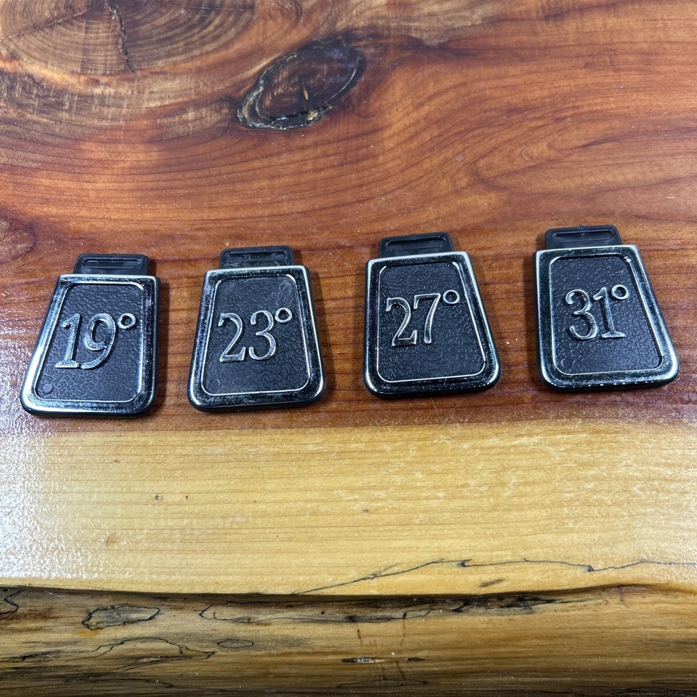 Lot Of 4 golf club headcover‎ number tags